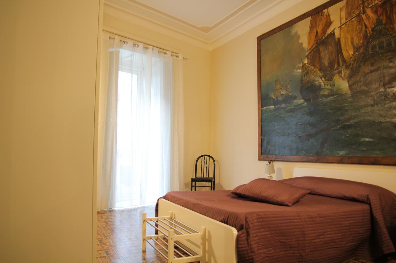 Cortile Stesicoro Bed & Breakfast Catania Bagian luar foto